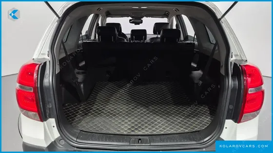 CHEVROLET (GM DAEWOO) CAPTIVA 2WD LT PREMIUM
