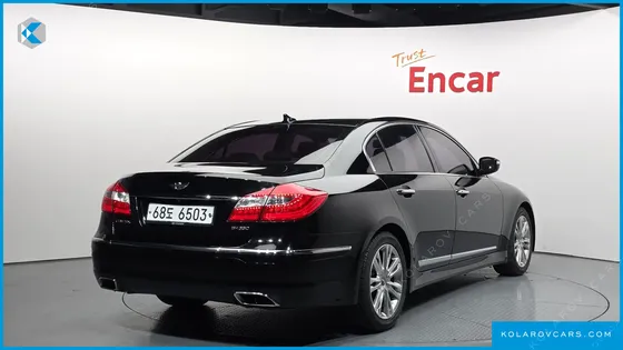 HYUNDAI GENESIS BH 330 LUXURY
