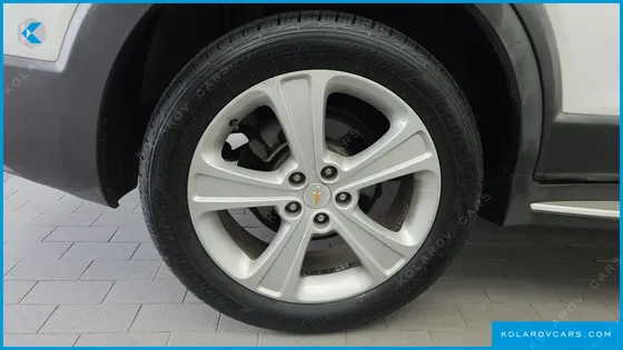 CHEVROLET (GM DAEWOO) CAPTIVA 2WD ADVENTURE PACKAGE