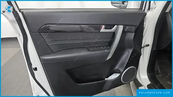 CHEVROLET (GM DAEWOO) CAPTIVA 2WD ADVENTURE PACKAGE