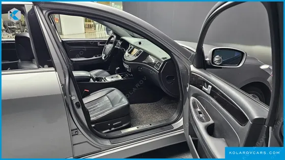 HYUNDAI GENESIS BH 330 LUXURY