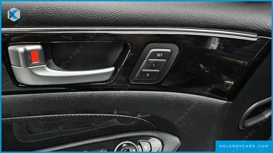 HYUNDAI GENESIS BH 330 LUXURY