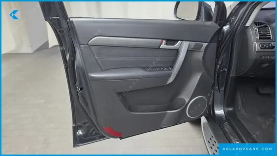 CHEVROLET (GM DAEWOO) CAPTIVA 2WD LTZ