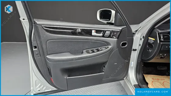 HYUNDAI GENESIS BH330 PREMIUM