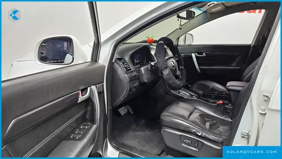 CHEVROLET (GM DAEWOO) CAPTIVA 2WD LT PREMIUM