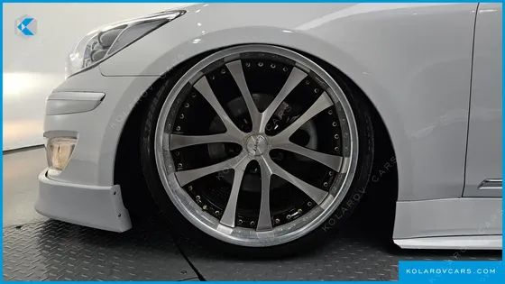 HYUNDAI GENESIS BH 330 LUXURY