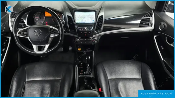 KGM - SSANGYONG KORANDO 2.2 RX 2WD