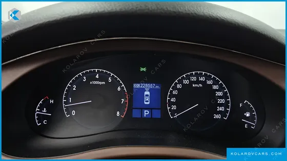 HYUNDAI GENESIS BH 330 LUXURY