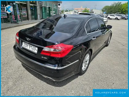 HYUNDAI GENESIS BH330 MODERN