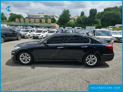 HYUNDAI GENESIS BH330 MODERN