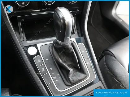 VOLKSWAGEN GOLF 2.0 TDI PREMIUM