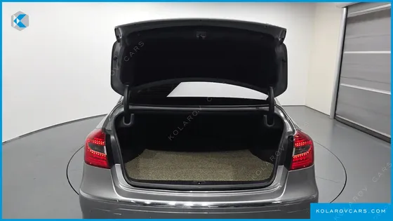 HYUNDAI GENESIS BH 330 LUXURY