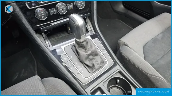 VOLKSWAGEN GOLF 2.0 TDI