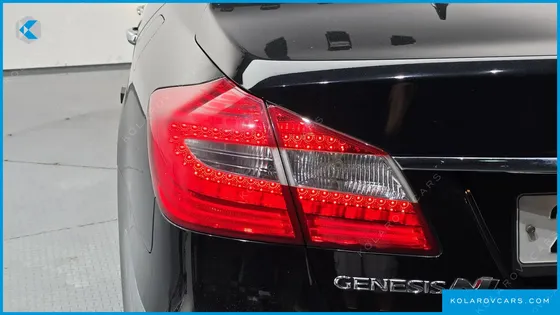 HYUNDAI GENESIS BH 330 LUXURY