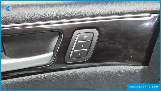 HYUNDAI GENESIS BH 330 LUXURY