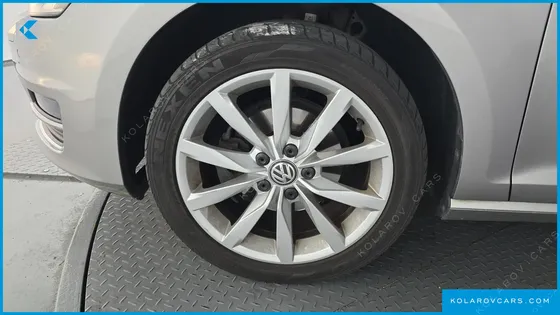 VOLKSWAGEN GOLF 1.6 TDI