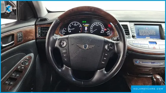 HYUNDAI GENESIS BH 330 LUXURY