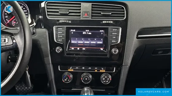 VOLKSWAGEN GOLF 1.6 TDI