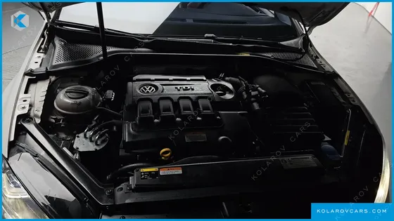 VOLKSWAGEN GOLF 2.0 TDI PREMIUM