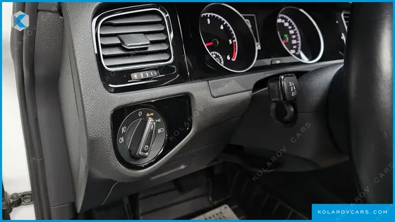VOLKSWAGEN GOLF 2.0 TDI PREMIUM