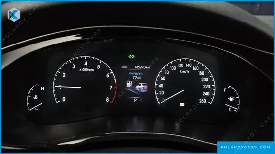 HYUNDAI GENESIS BH 380 ROYAL