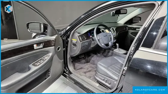 HYUNDAI GENESIS BH330 MODERN