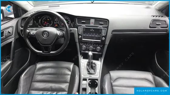 VOLKSWAGEN GOLF 2.0 TDI PREMIUM