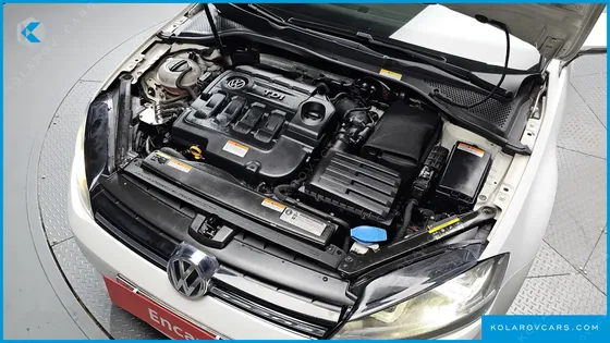 VOLKSWAGEN GOLF 2.0 TDI PREMIUM