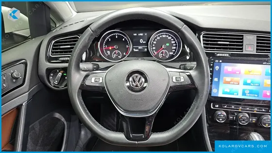 VOLKSWAGEN GOLF 2.0 TDI PREMIUM