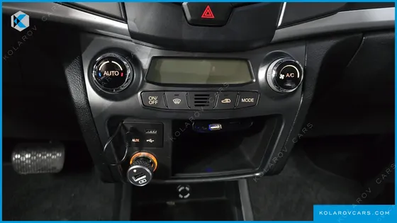 KGM - SSANGYONG KORANDO 2.2 RX 2WD