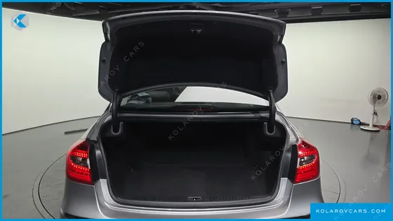 HYUNDAI GENESIS BH330 PREMIUM