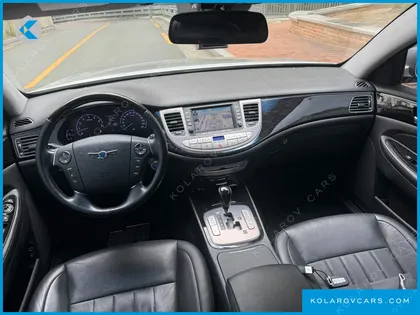 HYUNDAI GENESIS BH330 MODERN