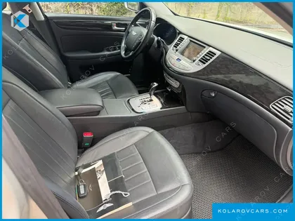 HYUNDAI GENESIS BH330 MODERN