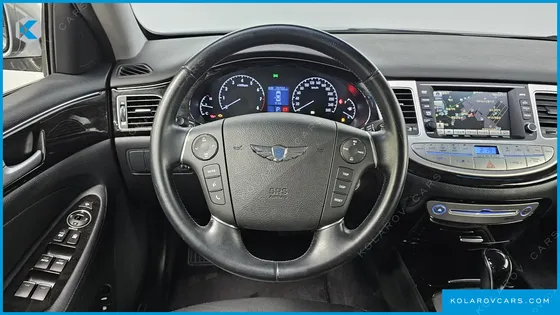 HYUNDAI GENESIS BH330 MODERN