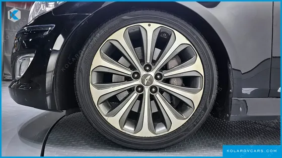 HYUNDAI GENESIS BH330 PREMIUM