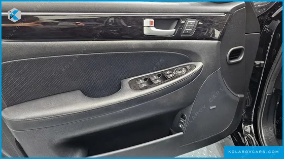 HYUNDAI GENESIS BH330 PREMIUM