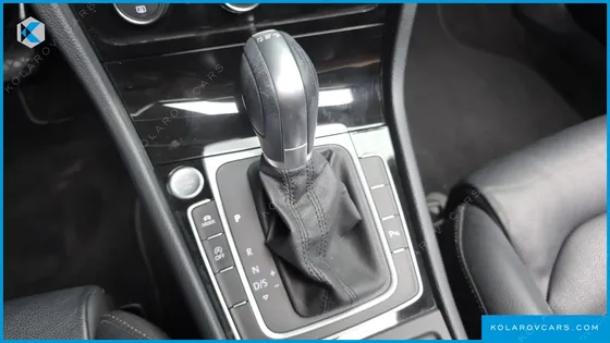 VOLKSWAGEN GOLF 2.0 TDI PREMIUM