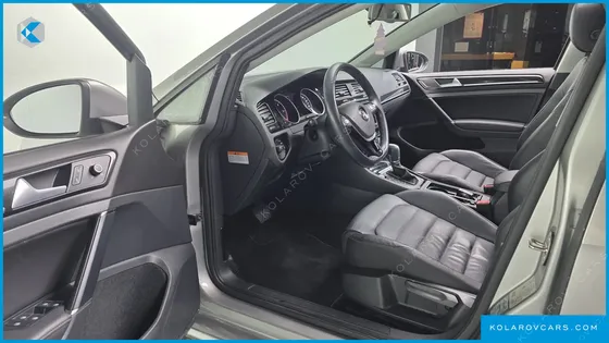 VOLKSWAGEN GOLF 2.0 TDI PREMIUM