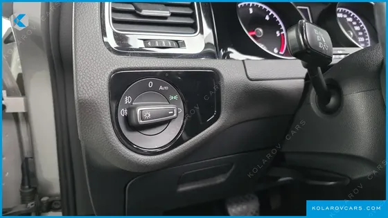 VOLKSWAGEN GOLF 2.0 TDI PREMIUM