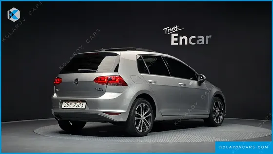 VOLKSWAGEN GOLF 2.0 TDI PREMIUM