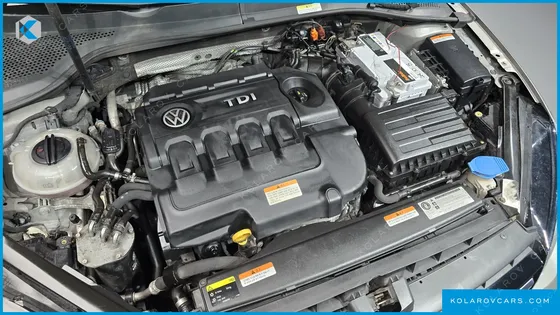 VOLKSWAGEN GOLF 2.0 TDI PREMIUM