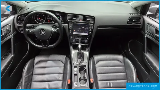VOLKSWAGEN GOLF 2.0 TDI PREMIUM