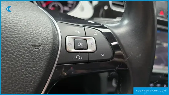 VOLKSWAGEN GOLF 2.0 TDI PREMIUM