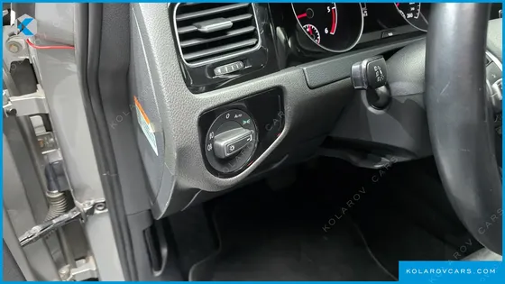 VOLKSWAGEN GOLF 2.0 TDI PREMIUM
