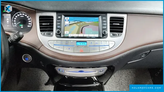 HYUNDAI GENESIS BH 330 LUXURY