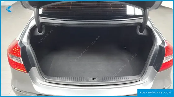 HYUNDAI GENESIS BH 330 LUXURY