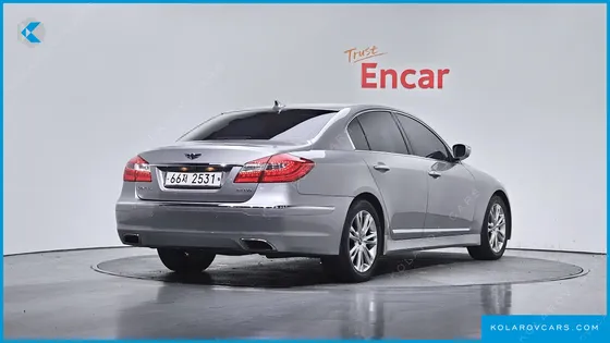 HYUNDAI GENESIS BH 330 LUXURY