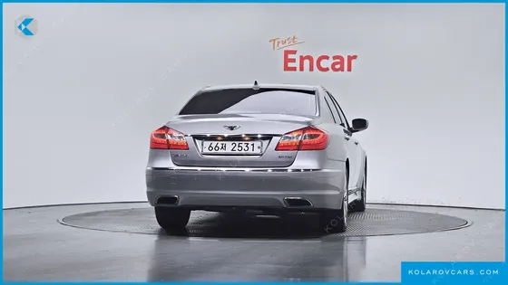 HYUNDAI GENESIS BH 330 LUXURY