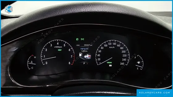 HYUNDAI GENESIS BH 380 ROYAL