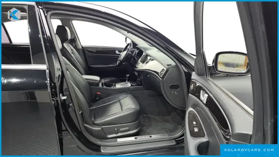 HYUNDAI GENESIS BH 380 ROYAL